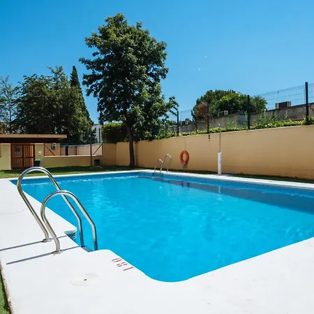 Piscina Abierta! Parking En Sevilla Centro Incluido *