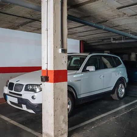 Piscina Abierta! Parking En Sevilla Centro Incluido *